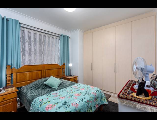 1 BEDROOM APARTMENT SOLD IN TYGER WATERFRONT